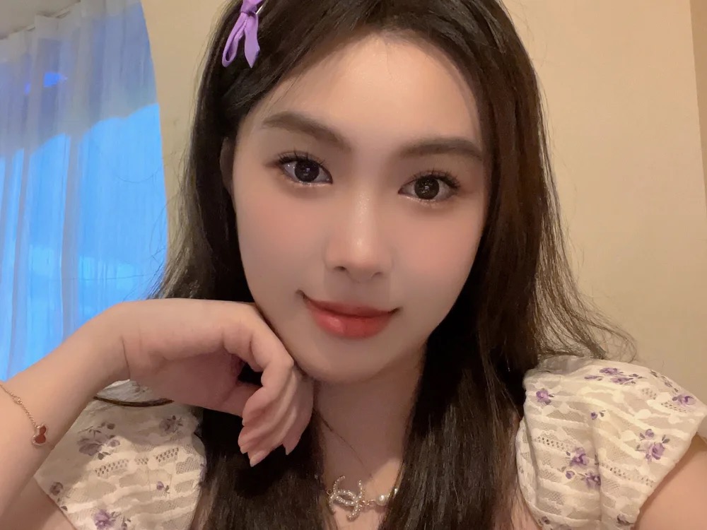 MiaDoll